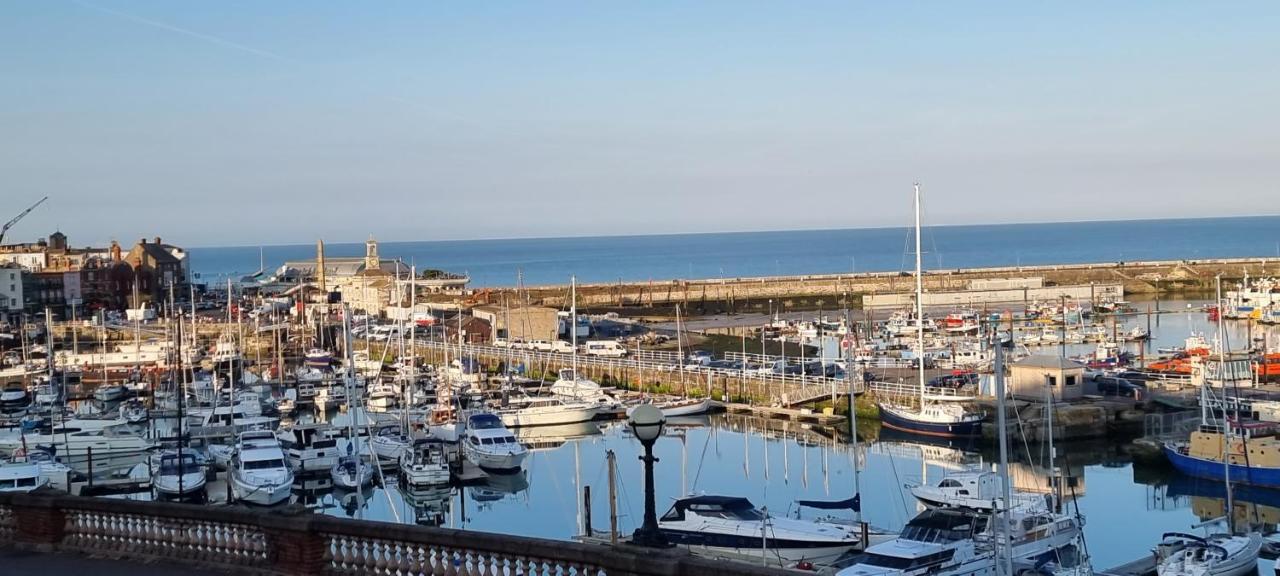 Diamond Harbour - Whole Huge Apartment - Wifi - Beach - Ramsgate Town Extérieur photo