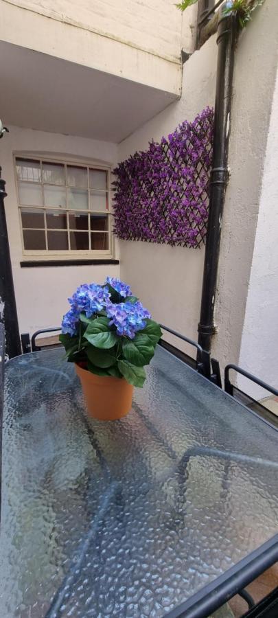 Diamond Harbour - Whole Huge Apartment - Wifi - Beach - Ramsgate Town Extérieur photo